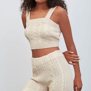 Forever 21 x Pantone Cable Knit Crop Top, size M